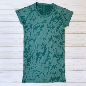 Lululemon Swiftly Tech Short Sleeve Top